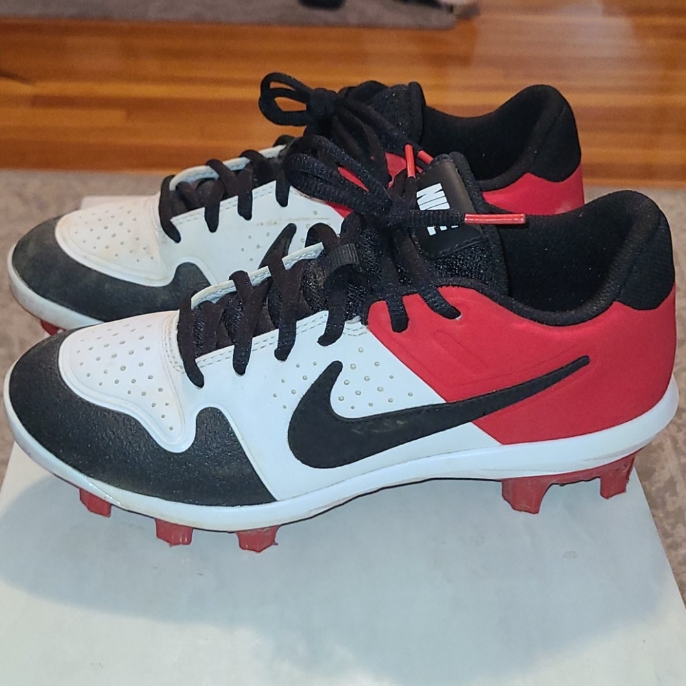 Nike Haurache baseball cleates
